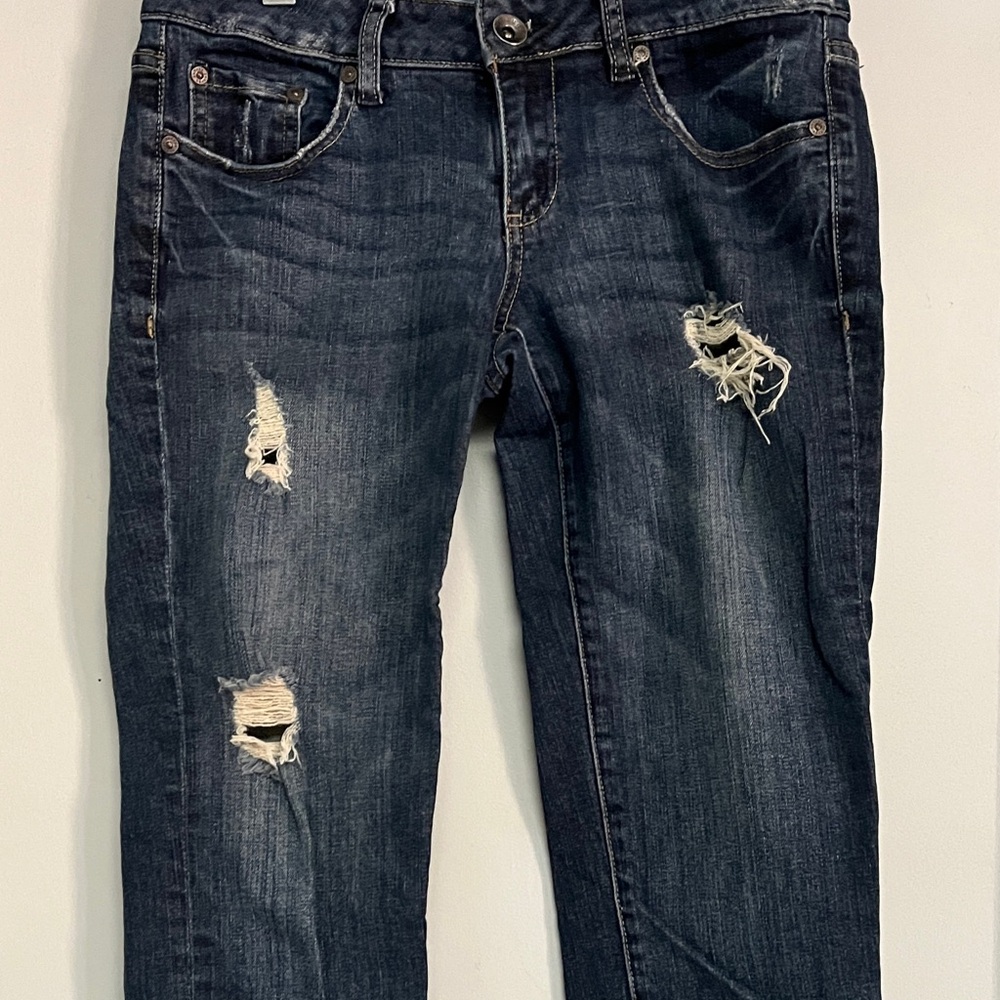 Refuge Dark Blue Distressed Cropped Size 3